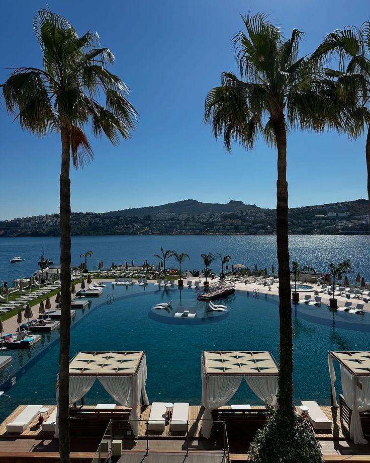 How to Plan a 3-Day Trip: The Best City Itineraries and Travel Guide